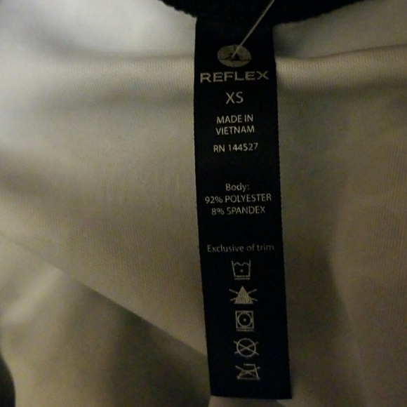 💧Reflex crop top! - Picture 5 of 5